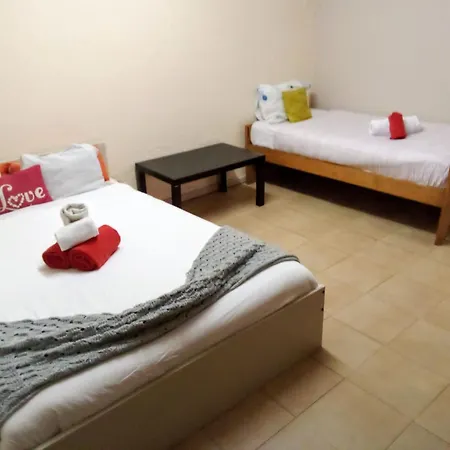 Апартаменты Spacious Economic Center Flat Порту