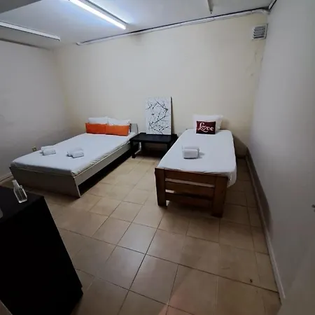 Spacious Economic Center Flat Apartment