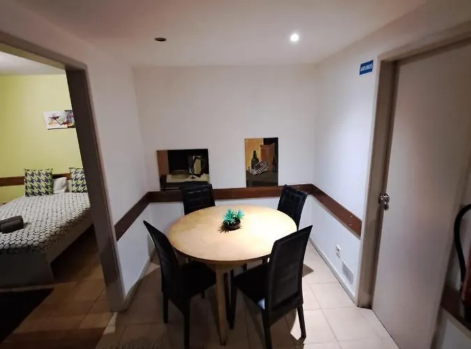 Spacious Economic Center Flat * Oporto