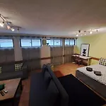 公寓 Spacious Economic Center Flat