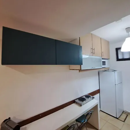 Spacious Economic Center Flat Lägenhet Oporto