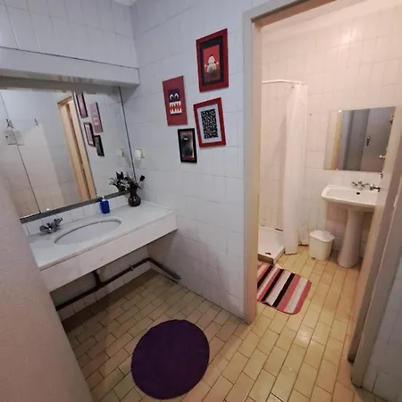 דירה Spacious Economic Center Flat *