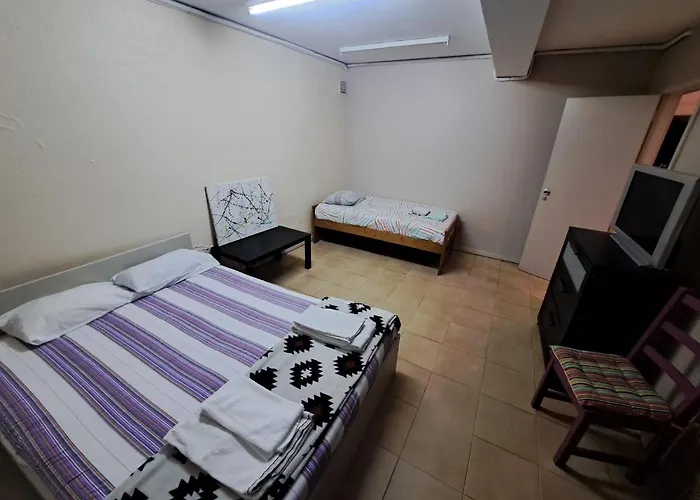 Apartamento Spacious Economic Center Flat *