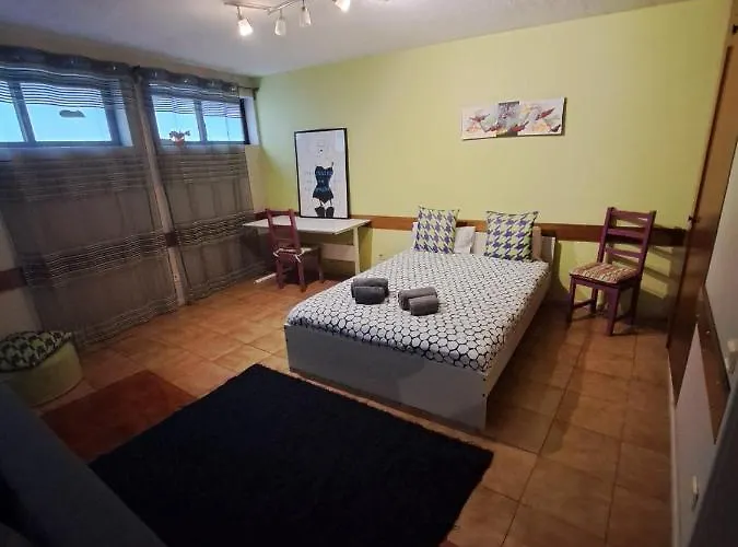 Spacious Economic Center Flat Apartamento Porto