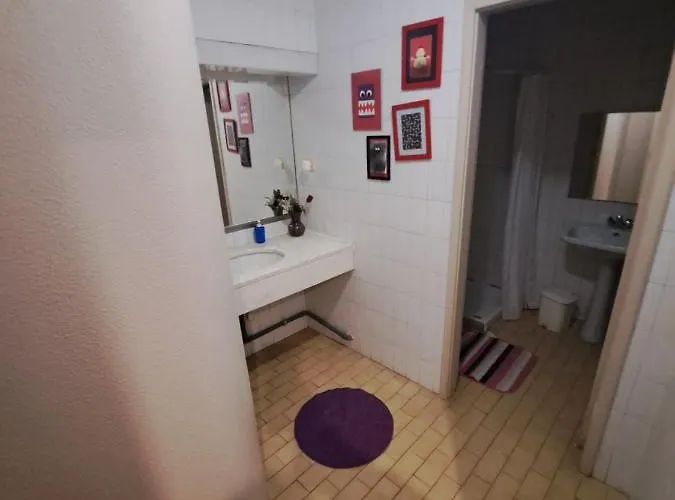 Spacious Economic Center Flat Apartamento