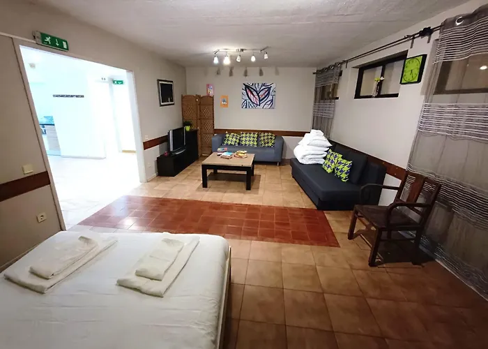 Spacious Economic Center Flat Apartamento *