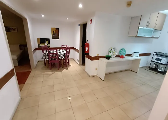 Spacious Economic Center Flat Apartamento *